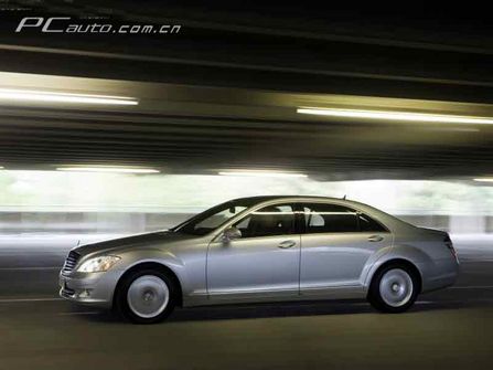 奔馳(Mercedes- Benz) 4MATIC 圖片 大圖 桌面