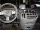 ծa Nissan Quest DƬ D 